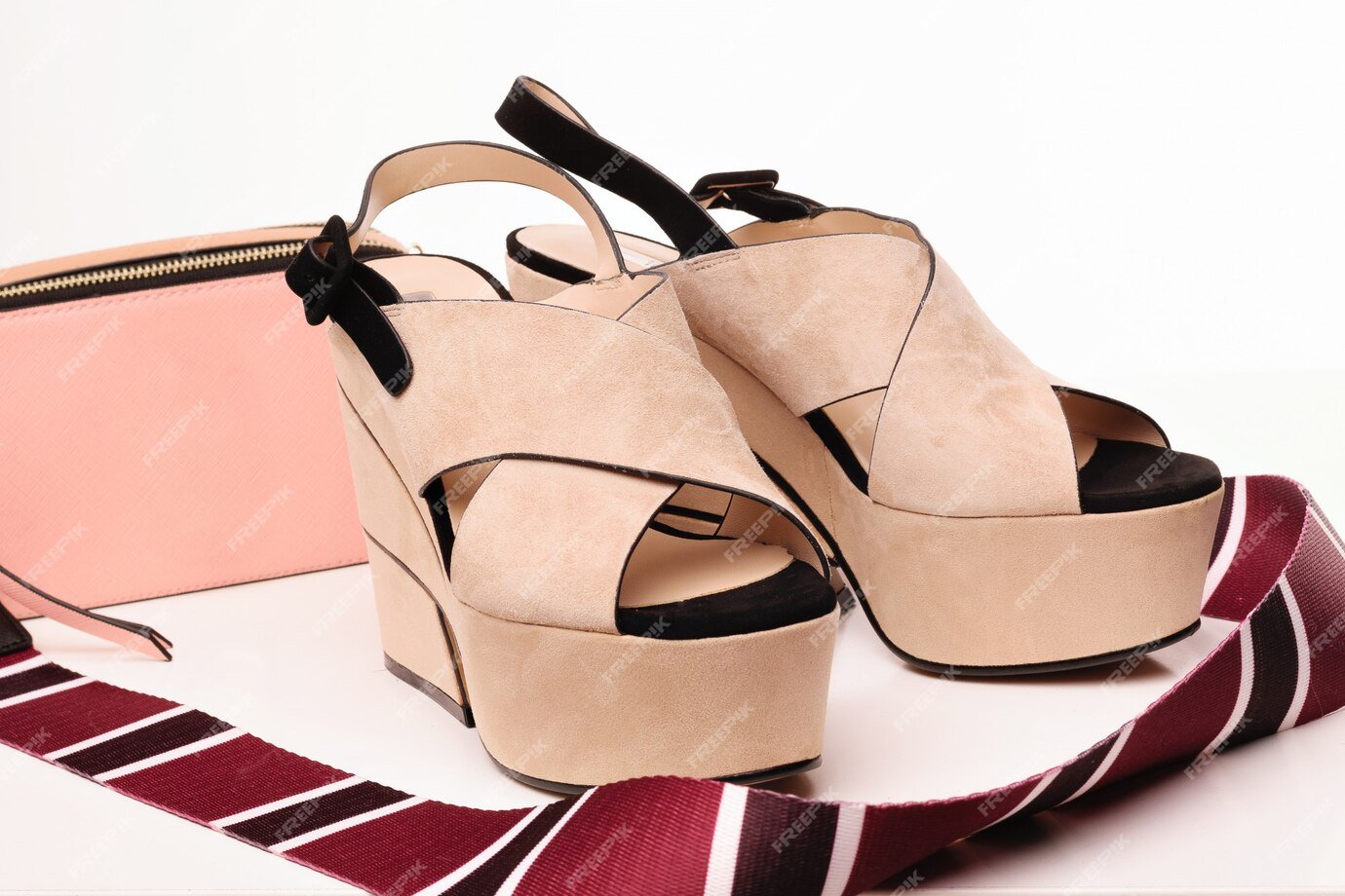 Lavagem e cuidados com acessórios e calçados